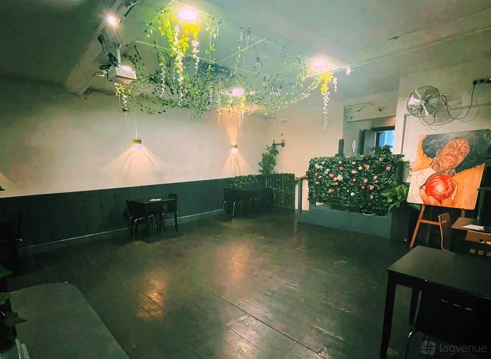 Function Hall Hire - Elements Bar Ldn - Event Venue Hire - Tagvenue.com