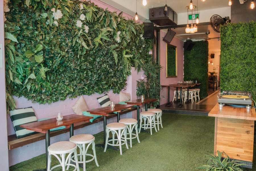 Beer Garden & Lounge Beer Garden & Lounge