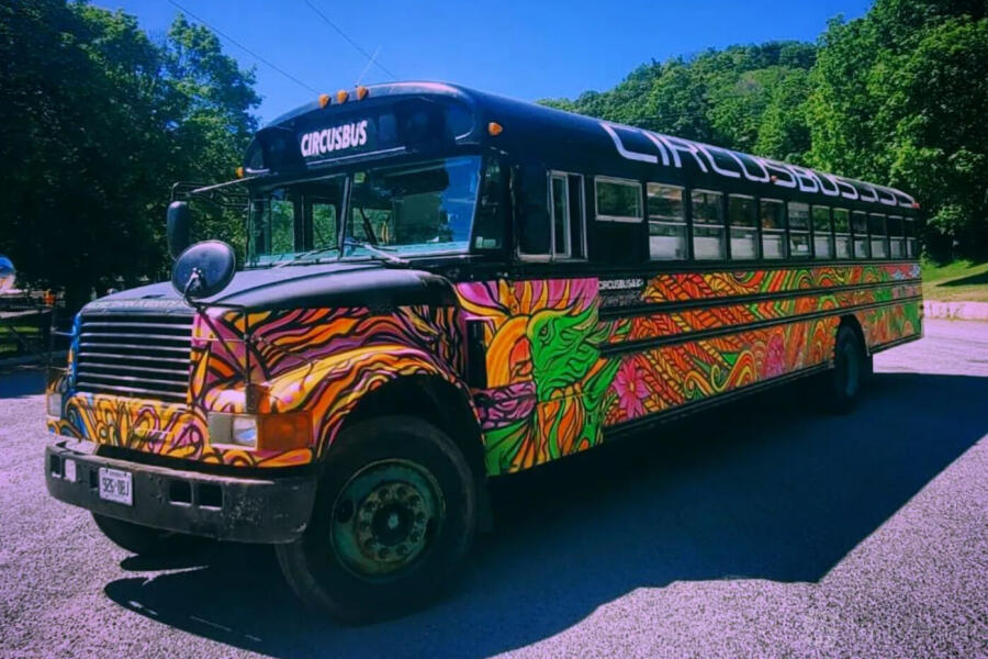 Circusbus Plus 7 at