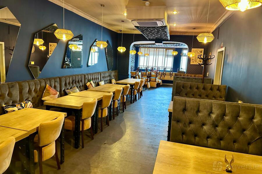 Entire Restaurant Entire Restaurant