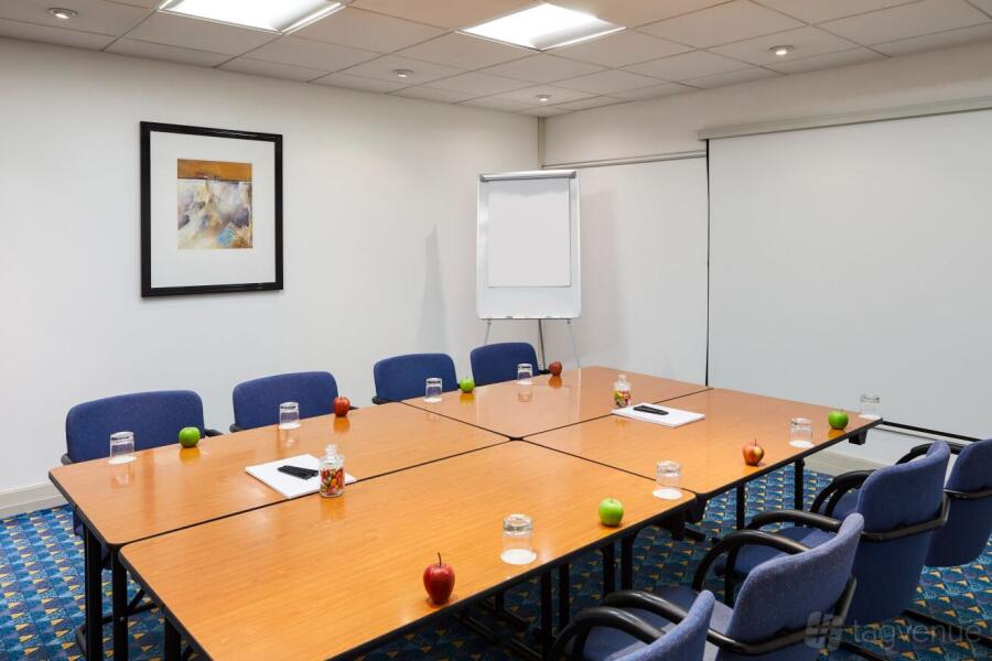 Meeting Room 4 Meeting Room 4