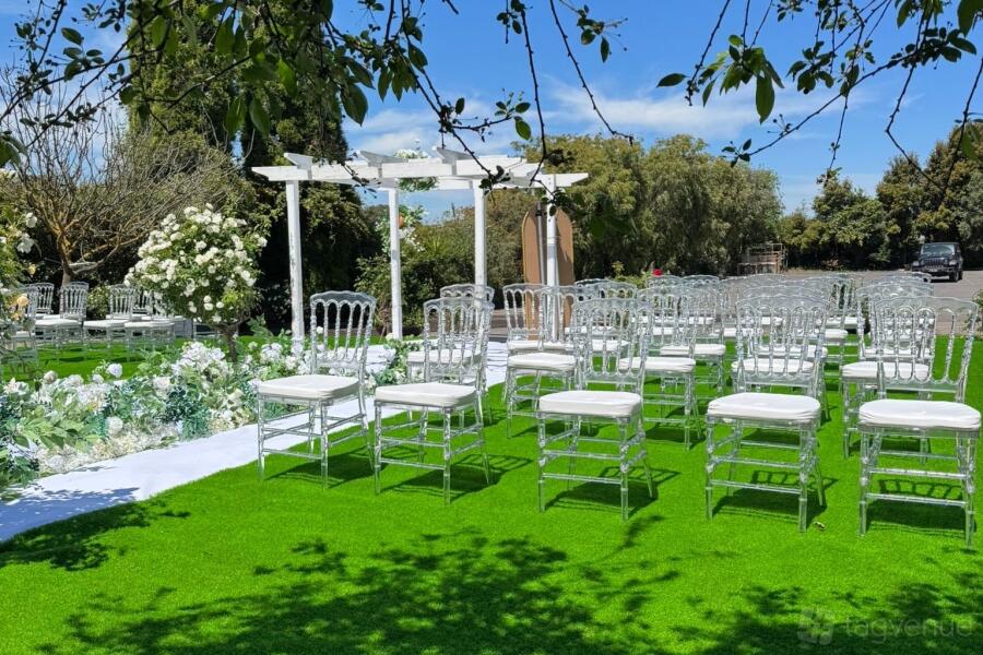 Outdoor Garden Area at