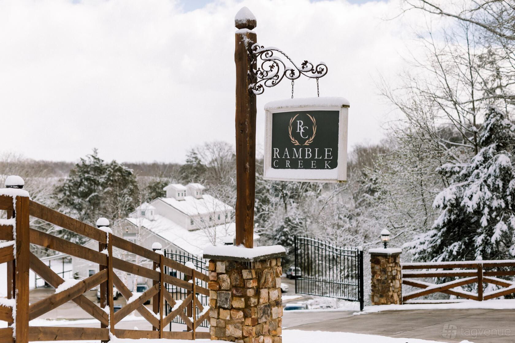 Ramable Ramble Creek Venue Rental in Athens, TN | Photos & Prices