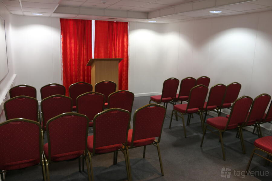 Excel House Upper Hall Small Excel House Upper Hall Small