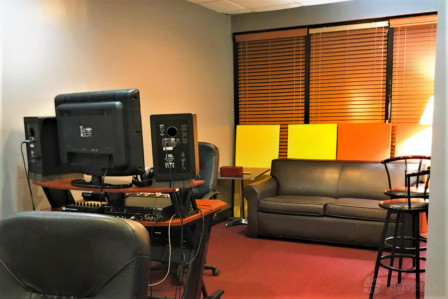 Gold Studio Gold Studio