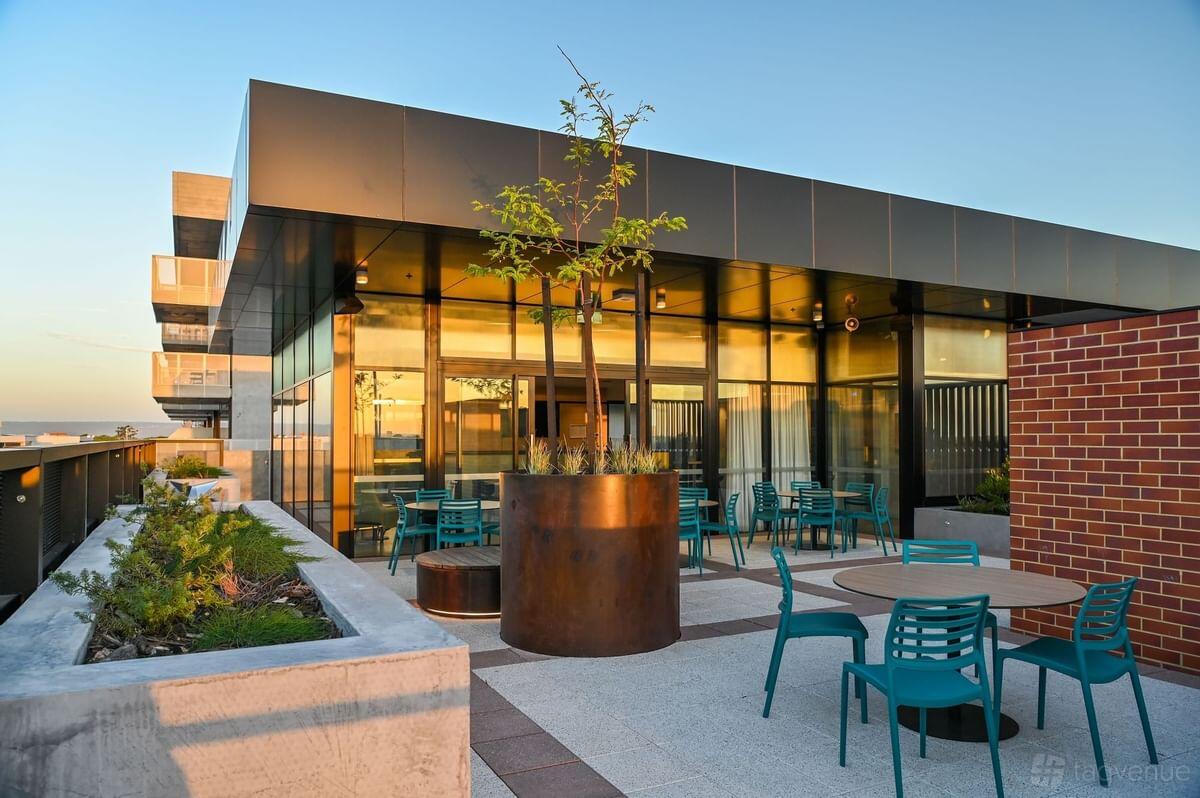 Rooftop Deck - Nesuto Curtin Perth Hotel - Event Venue Hire - Tagvenue.com