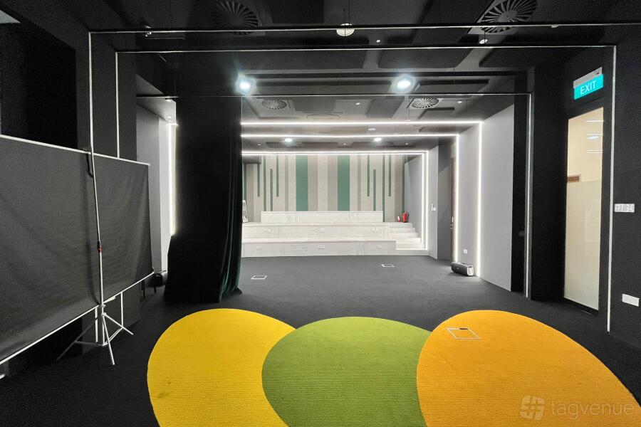Training Room / Event Space Training Room / Event Space