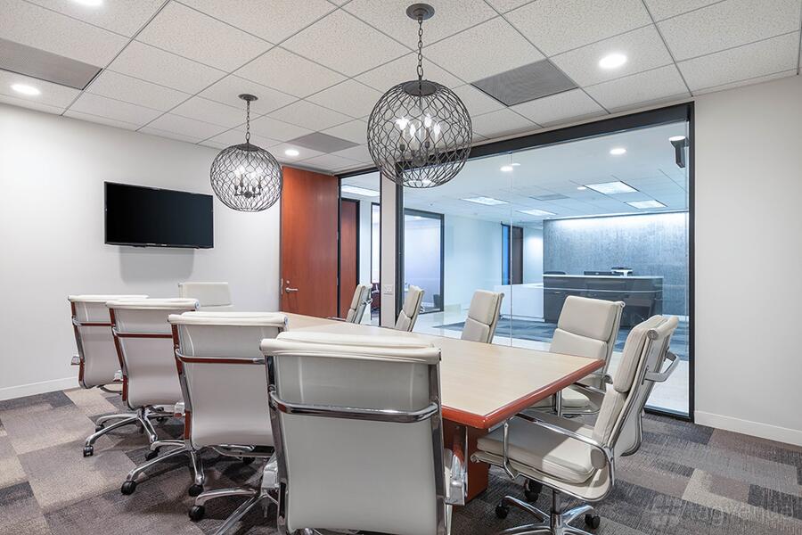 Large Conference Room Large Conference Room