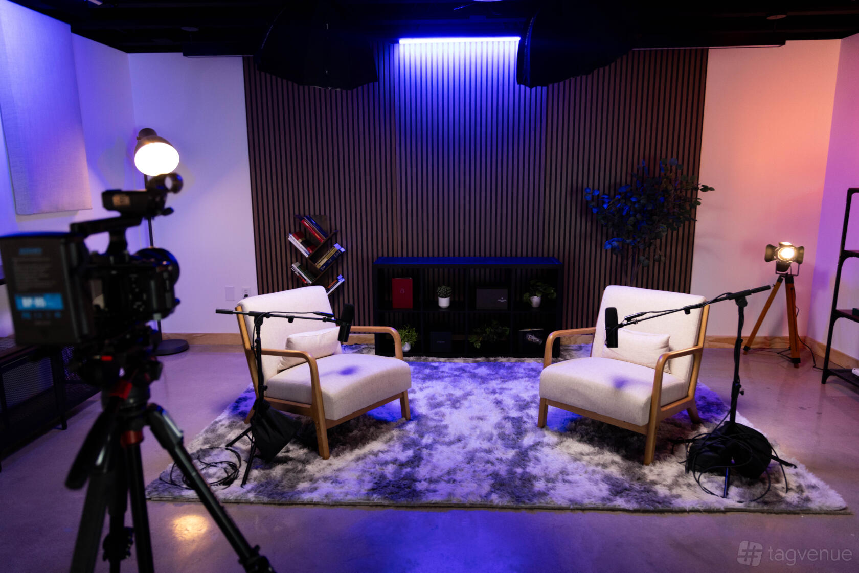 The Podcast Platinum - The Pod Place - Event Venue Rental - Tagvenue.com