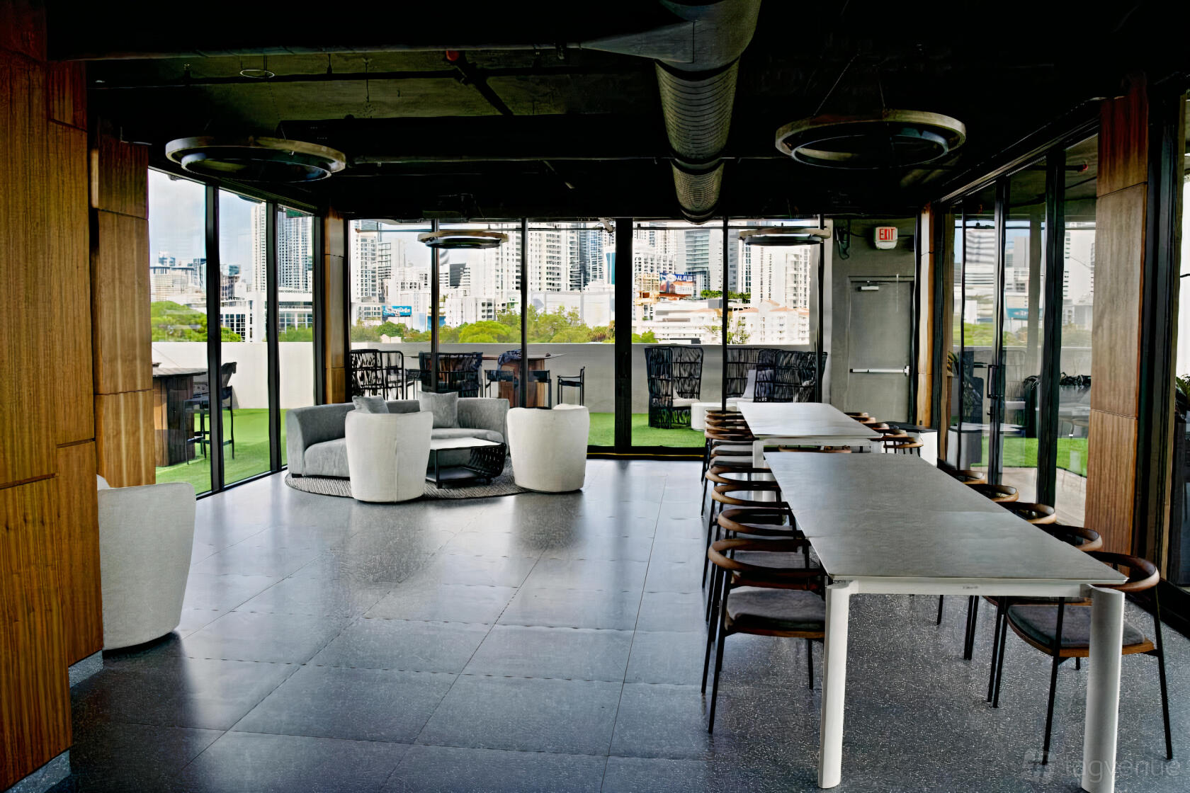 Penthouse Rental With Private Observatory photo