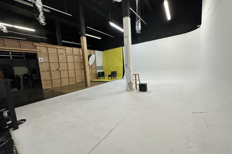 Photography/Film Studio Photography/Film Studio