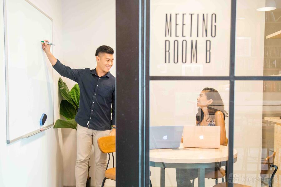 4 Pax Meeting Room 4 Pax Meeting Room