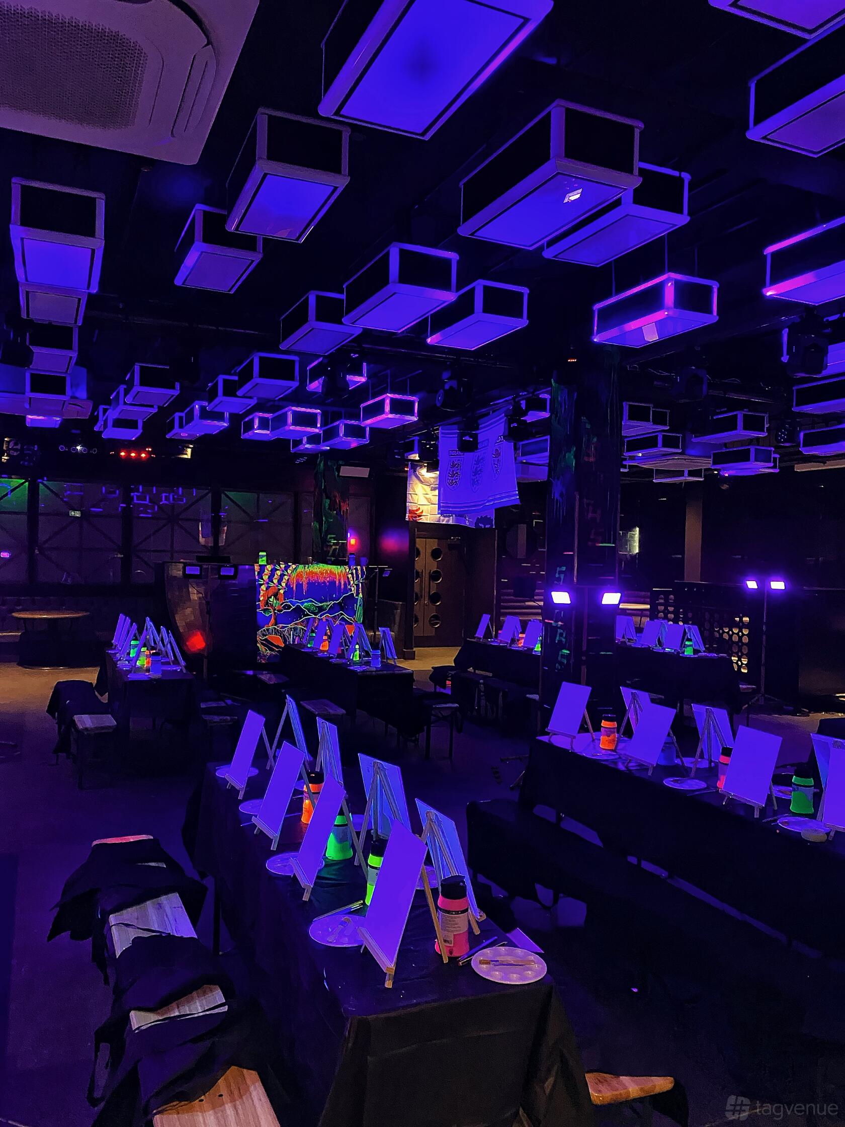 Mides Room Middle Room - Snobs - Event Venue Hire - Tagvenue.com