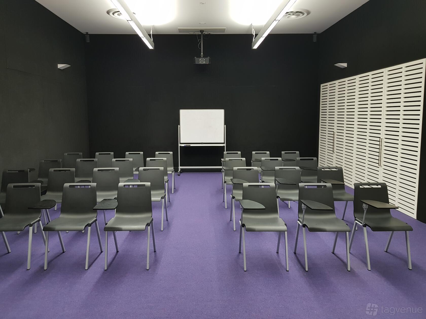 Screening Room - Waterloo Studios - Event Venue Hire - Tagvenue.com
