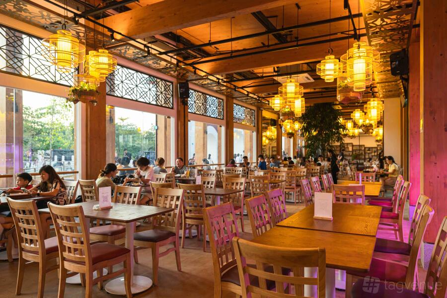Indoor Dining Area Indoor Dining Area
