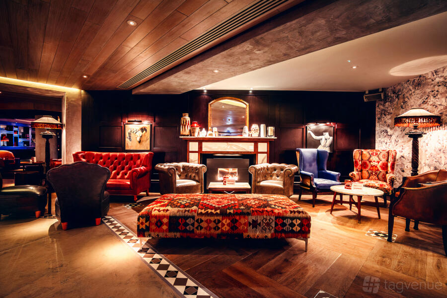 Lounge at
