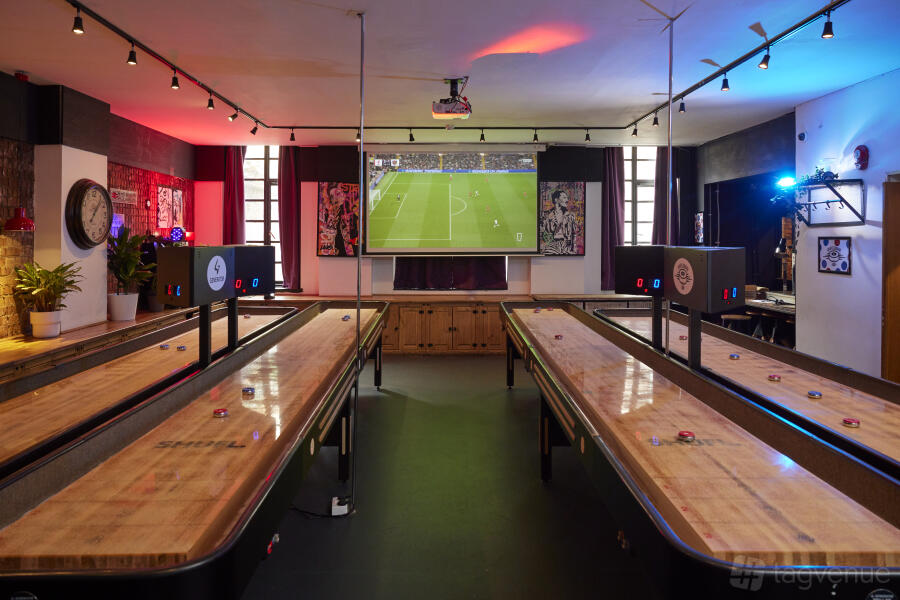 Private Shuffleboard Room Private Shuffleboard Room