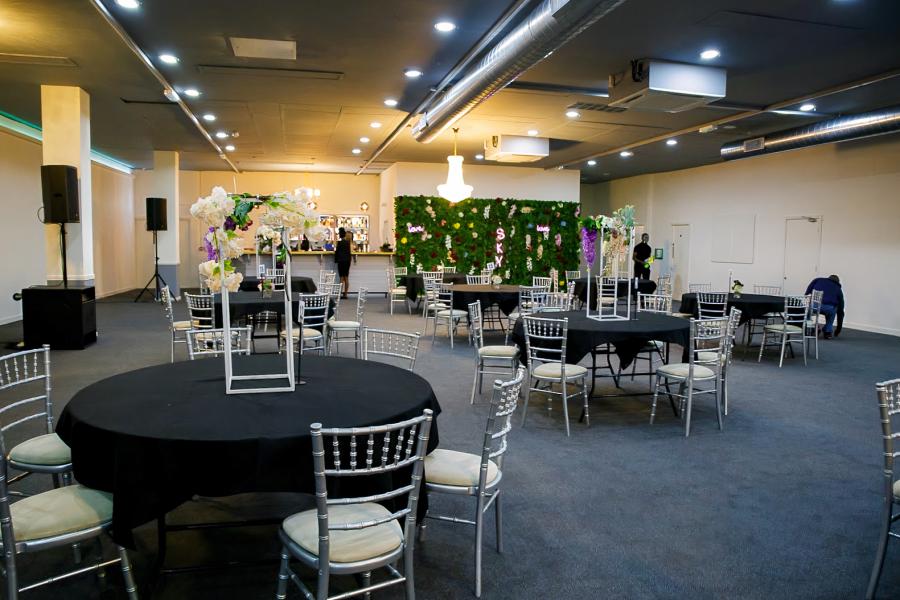 Sky Emerald Banqueting Suite, LEEDS Sky Emerald Banqueting Suite, LEEDS
