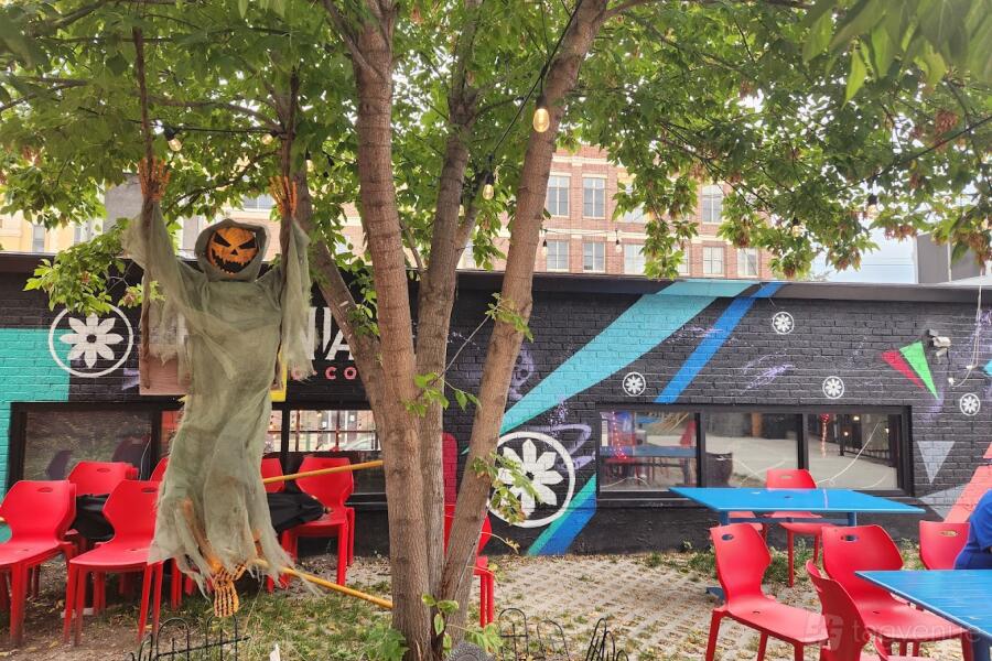 16 Best Cheap Rooftop Bars For Rent In Chicago IL Tagvenue 16-best-cheap-rooftop-bars-for-rent-in-chicago-il-tagvenue