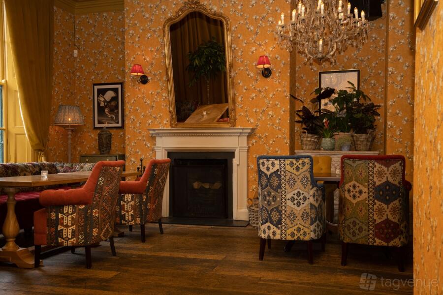Parlour at