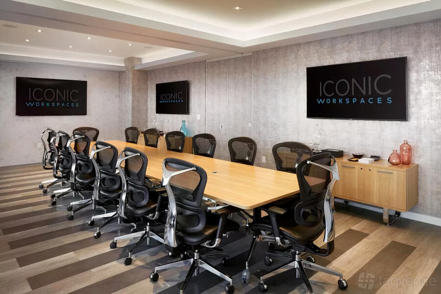 Large Meeting Room Large Meeting Room