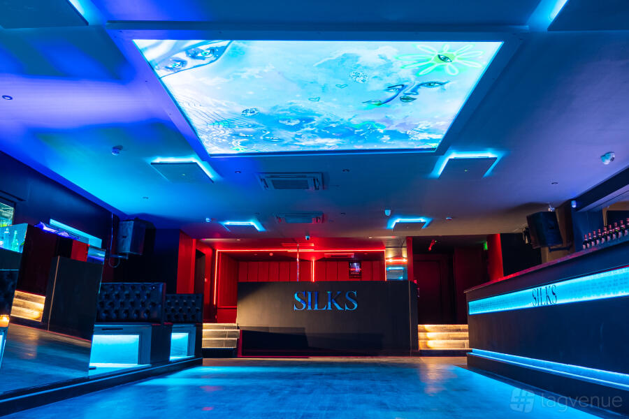 Nightclub Nightclub