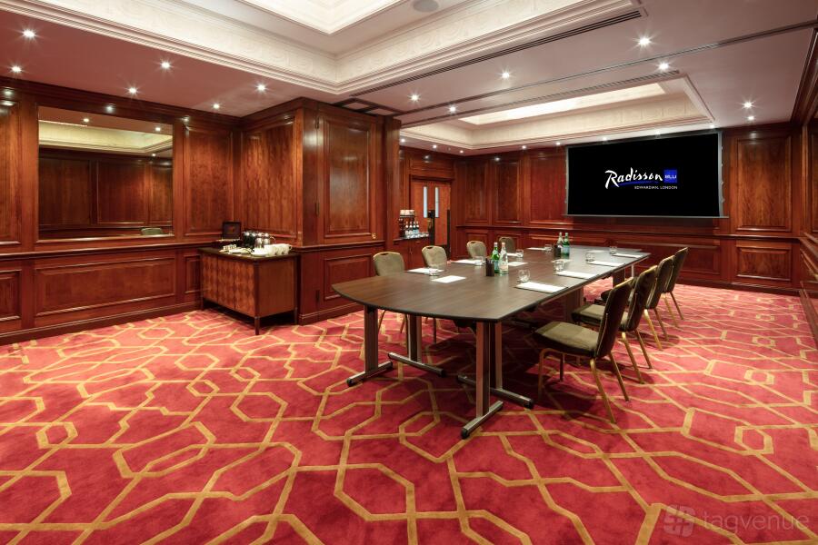 Private Room 33 Private Room 33