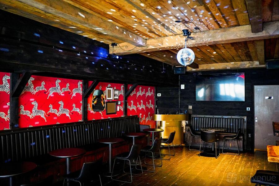 Club Room Club Room