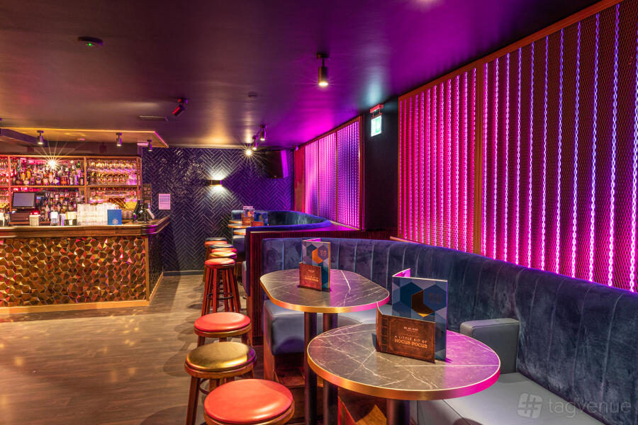 Moonlight Bar at