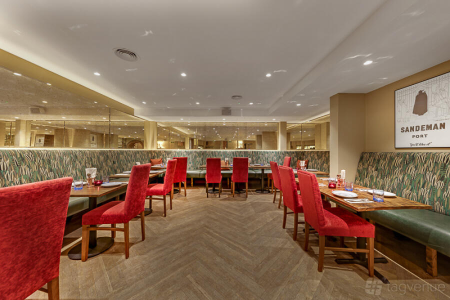 Bar 1790 Basement Semi-Private at