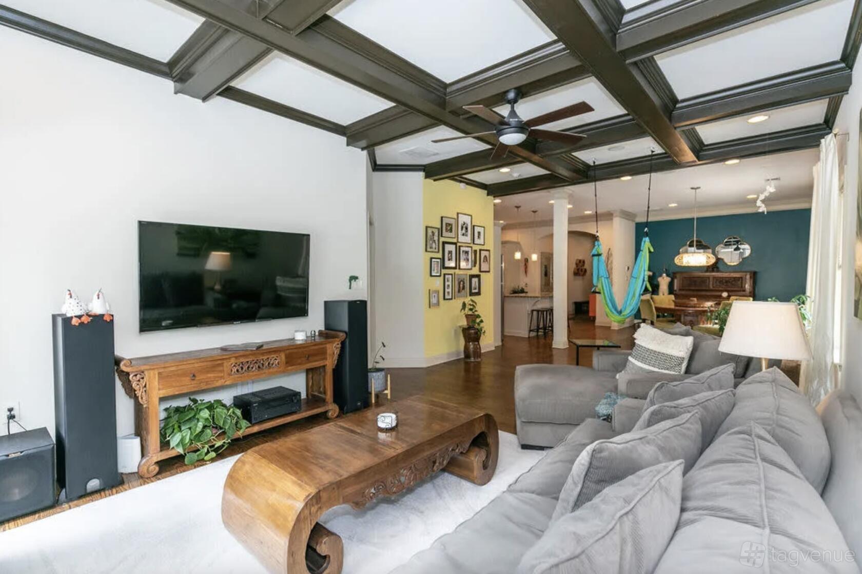 1920s Bohemian Bungalow Venue Rental in Atlanta, GA | Photos & Prices