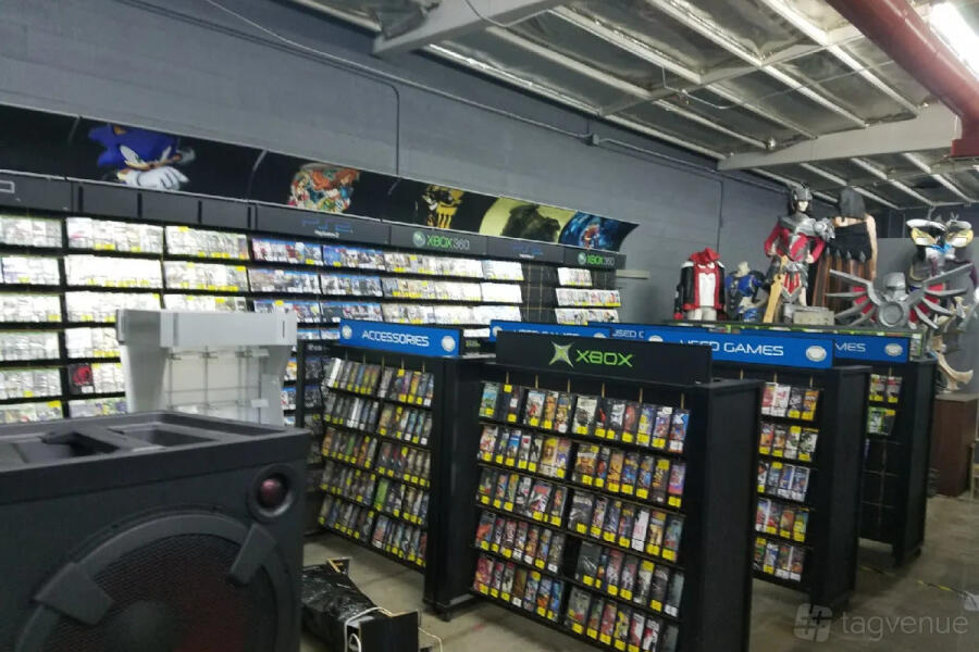 Blockbuster / Gamestop Set at