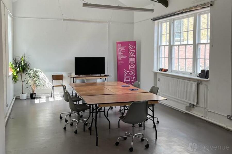 Studio 10 at