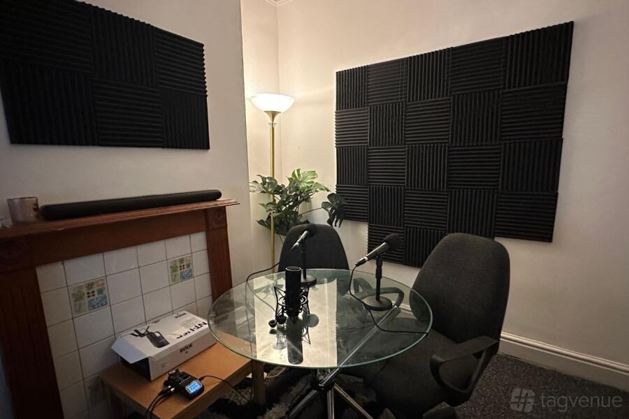 Podcast Studio Podcast Studio