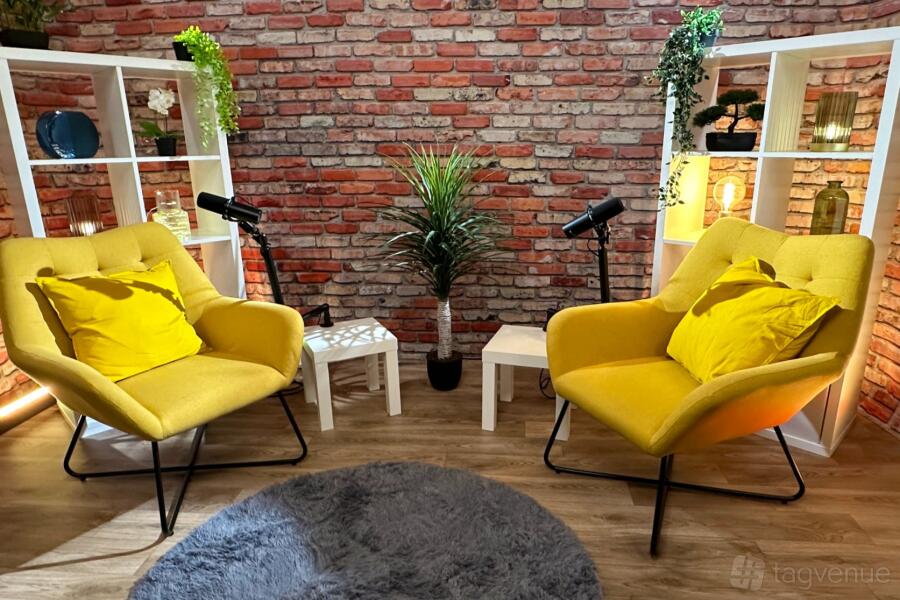 Video & Podcast Studio Video & Podcast Studio