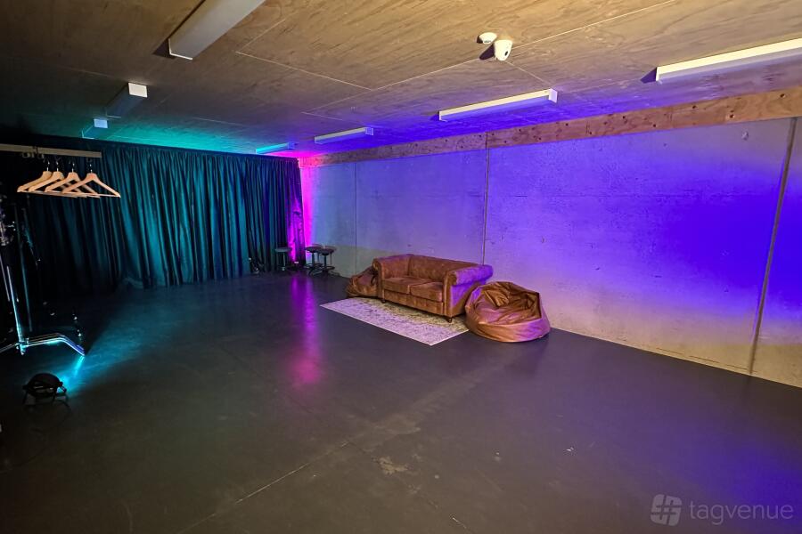 STUDIO A STUDIO A