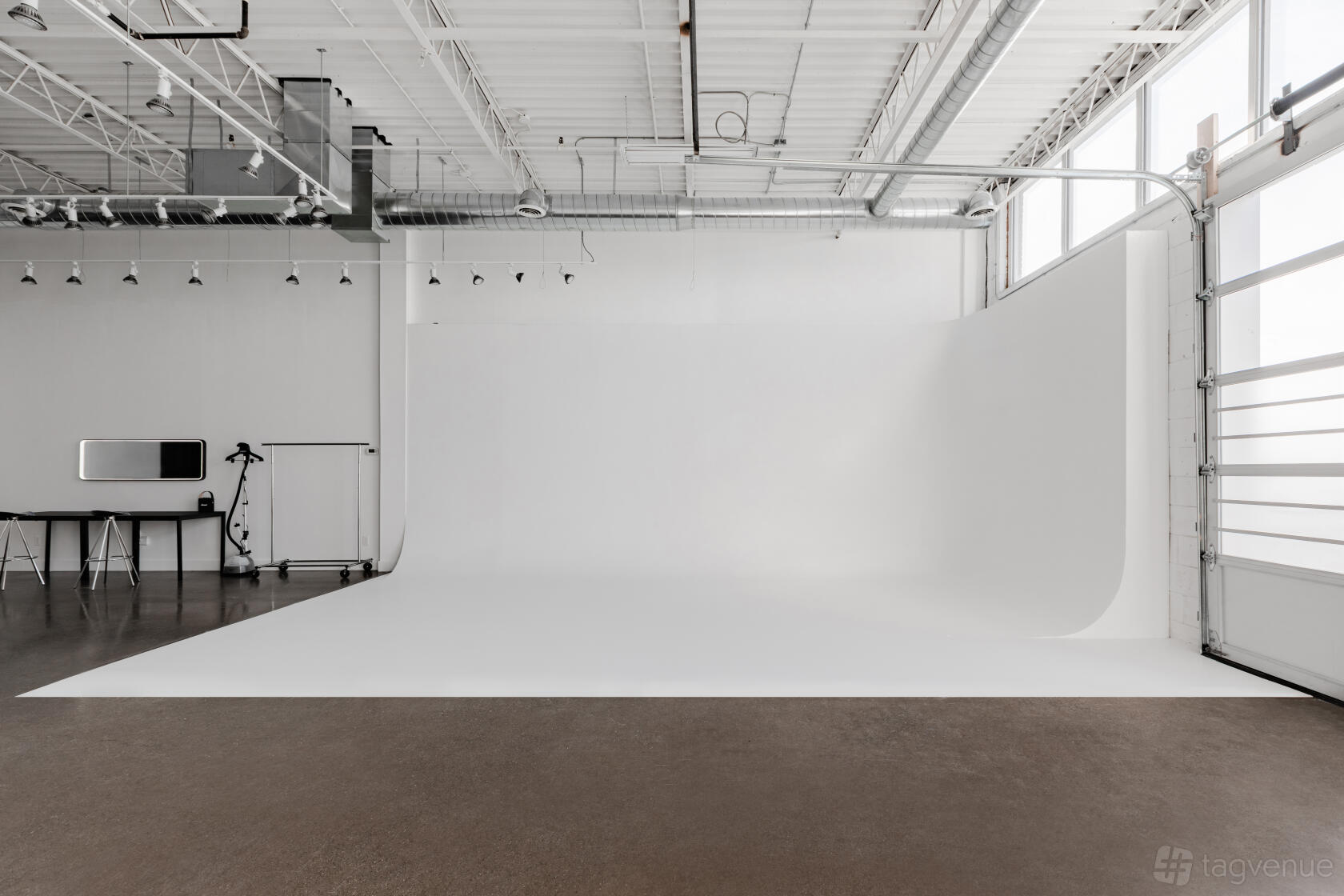 Studio In Toronto Studio Plus Four Venue Rental in Toronto, ON | Reviews, Photos & Prices