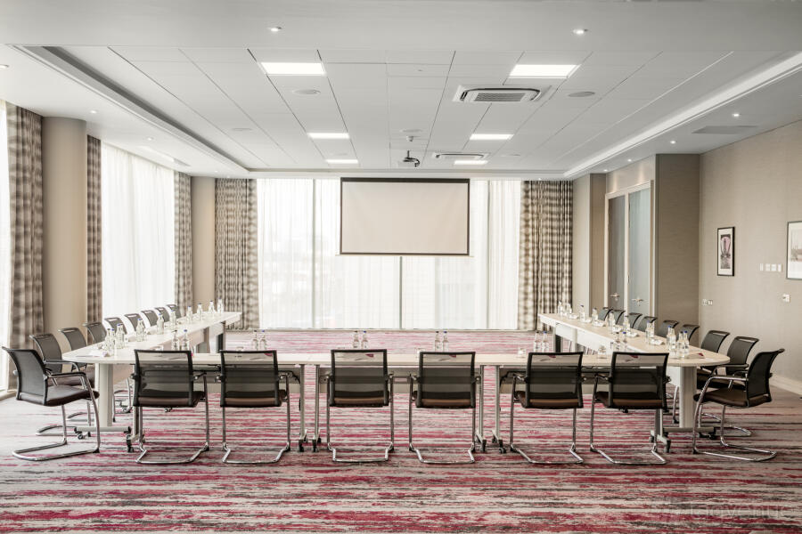 Docklands West Suite at