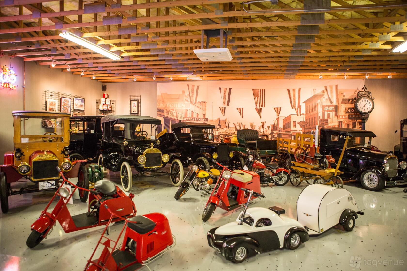 Venue Rods Event Space - Nostalgia Street Rods - Event Venue Rental - Tagvenue.com