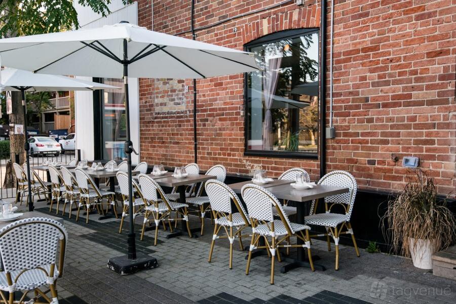 Patio at Nodo Leslieville