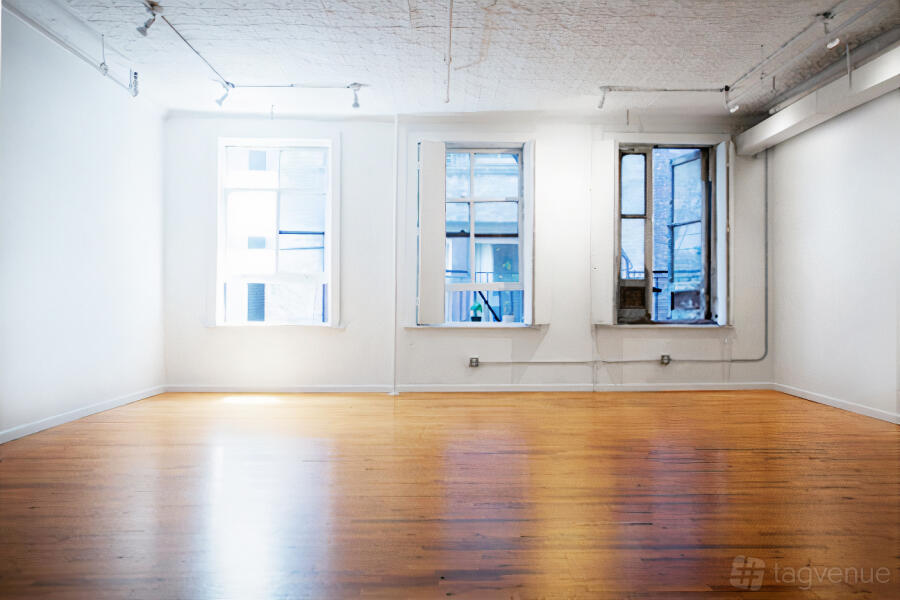 Entire Studio Entire Studio