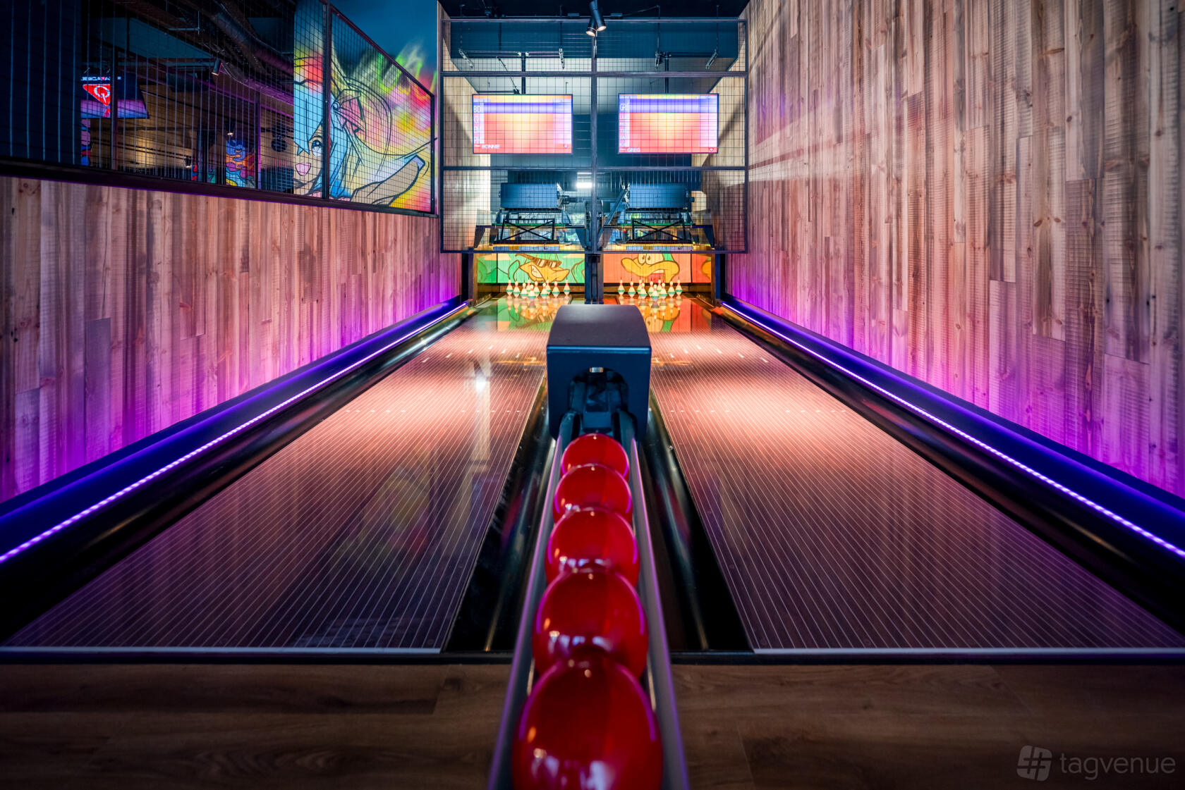 Break Sing Bowl, Break & Sing - The Light Redhill - Event Venue Hire - Tagvenue.com