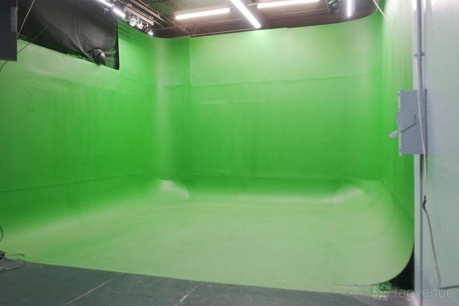 Greenscreen Room Greenscreen Room