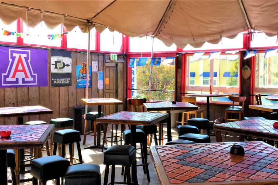 Entire Bar Entire Bar