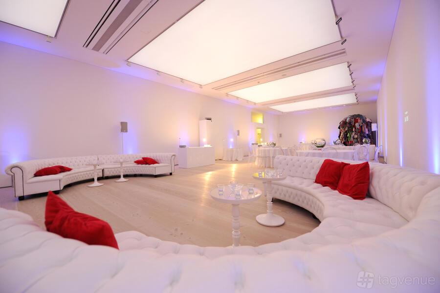 Gallery 7 Gallery 7