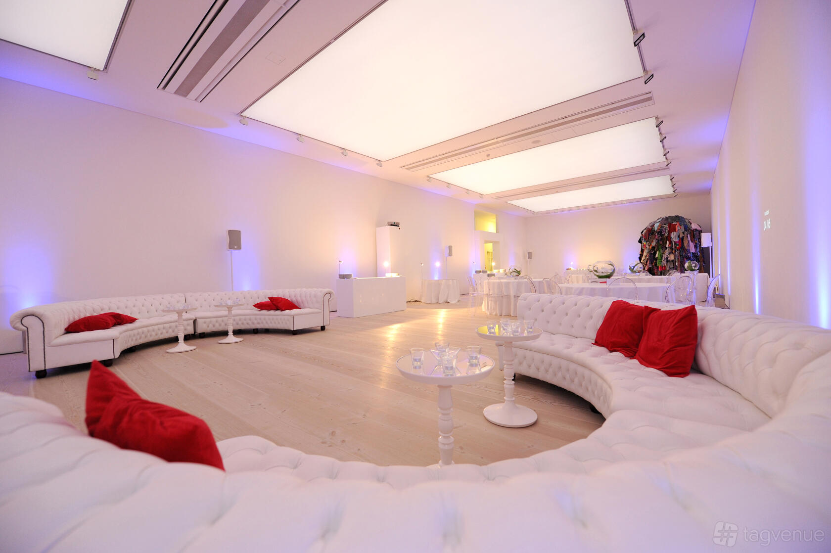 Saatchi Gallery Venue Hire in London | Photos & Prices