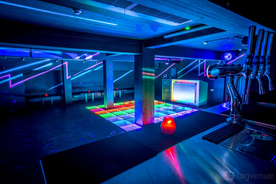 Discotheque Discotheque