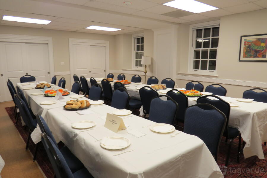 Decatur Place Room at Friends Meeting of Washington