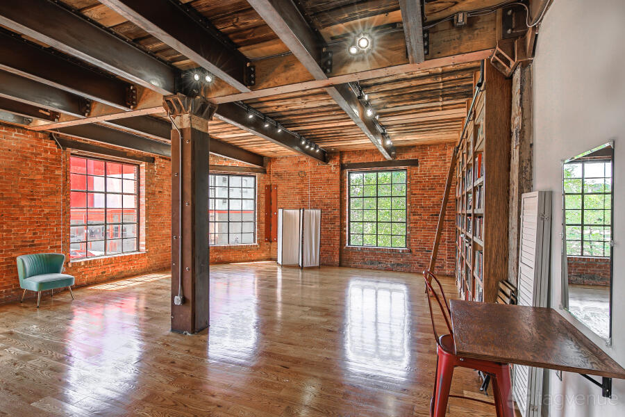 Vintage Library Room at Brooklyn Photo Studios