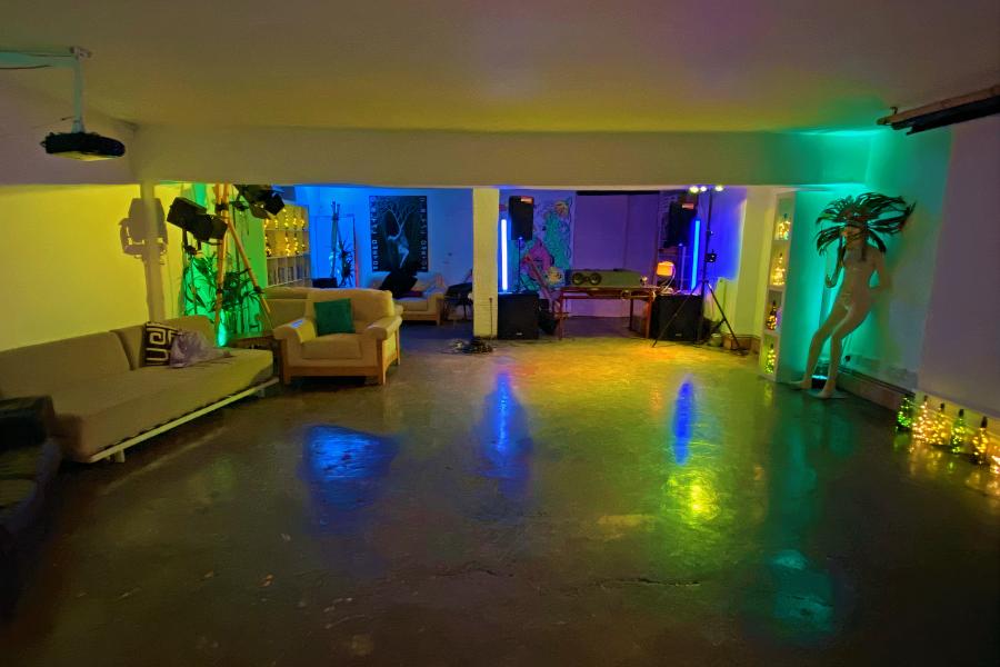 Room 1 Room 1